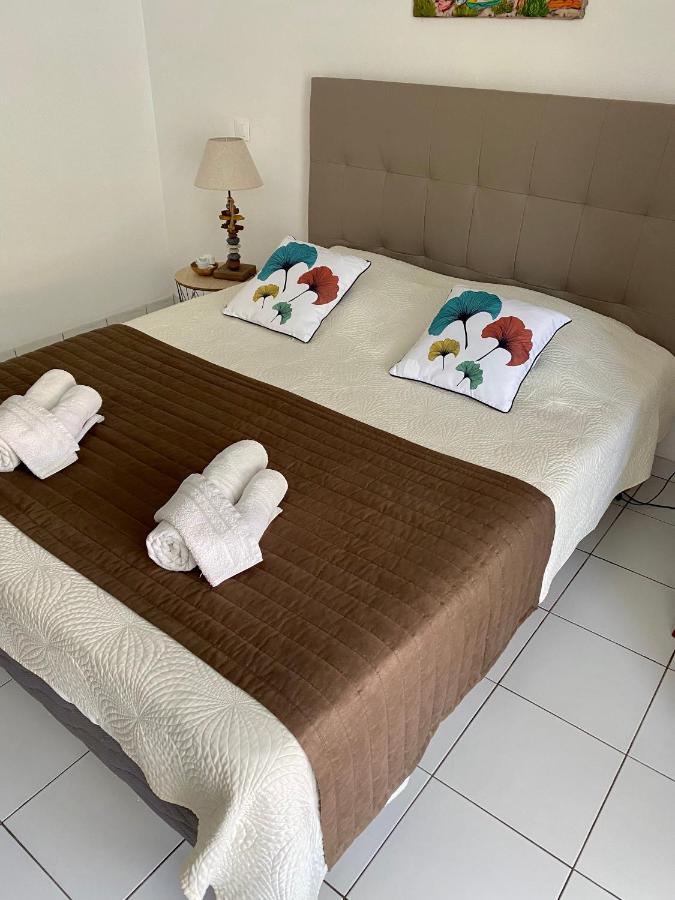 Ferienwohnung Ti Sucrier Marina De Saint Francois Exterior foto